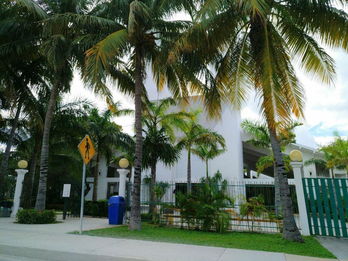 Bella Beach Condo Vacation 2 Bedrooms 坎昆 外观 照片